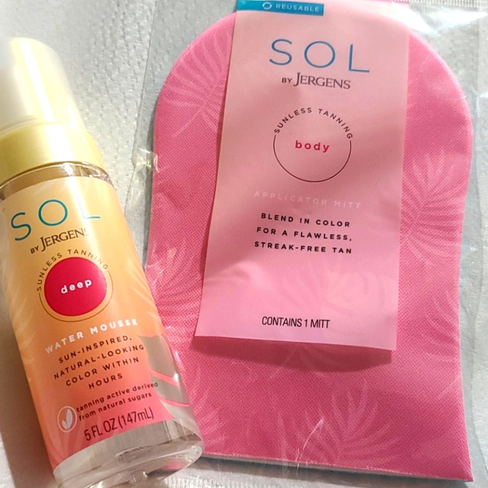 Sol by Jergens tanner and mitt set